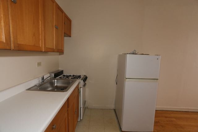 1053 W George in Chicago, IL - Building Photo - Building Photo