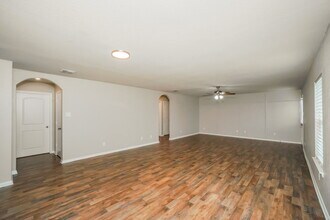 11703 Viney Pass in San Antonio, TX - Building Photo - Building Photo