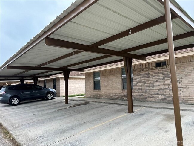 1007 Cedarwood Dr in Rio Grande City, TX - Building Photo - Building Photo