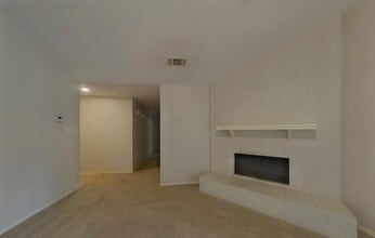 538 Greenway Dr in Saginaw, TX - Building Photo - Building Photo