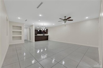 28 Ozark Ave in McAllen, TX - Building Photo - Building Photo