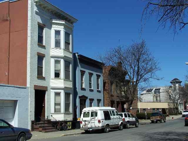 2133-2135 5th Ave in Troy, NY - Building Photo