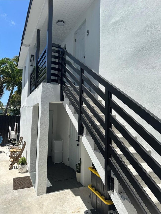 property at 638 SW 21st Ave