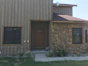 115 Mulligan Ln in Pinedale, WY - Building Photo - Building Photo
