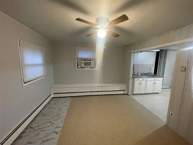 5 Goldman Rd-Unit -5B in Monroe, NY - Foto de edificio - Building Photo