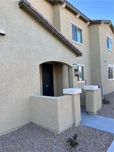 6546 Silver Estates St in North Las Vegas, NV - Foto de edificio - Building Photo