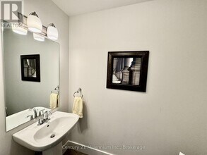 142 Red Pine St. in Blue Mountains, ON - Building Photo - Building Photo