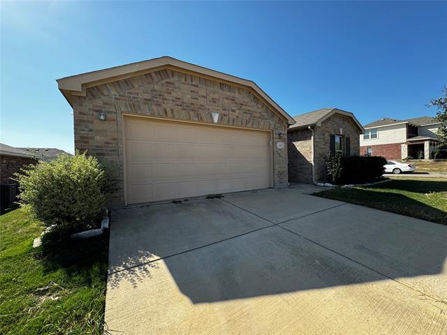 5413 Stone Meadow Ln in Fort Worth, TX - Foto de edificio - Building Photo