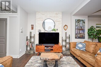 608 Simcoe St in Niagara-On-The-Lake, ON - Building Photo - Building Photo