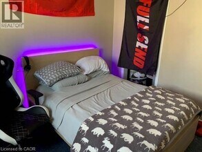 65 Cardill Crescent in Waterloo, ON - Building Photo - Building Photo