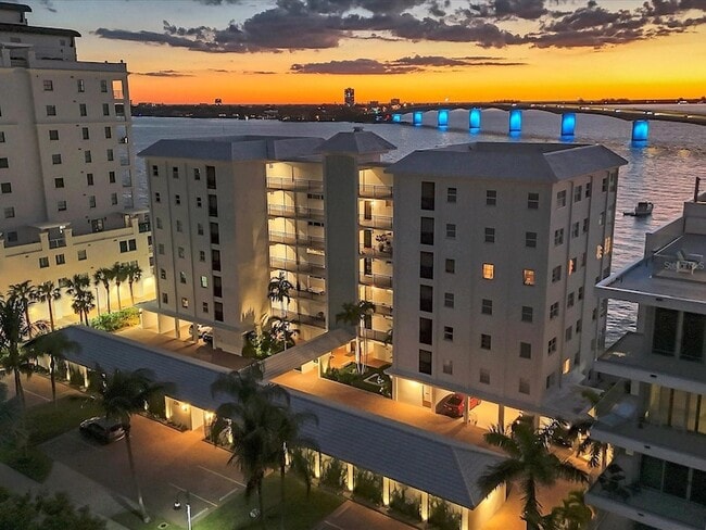 226 Golden Gate Point, Unit 44 in Sarasota, FL - Building Photo - Building Photo