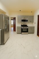 706 Metropolitan Ave, Unit 2 in Boston, MA - Building Photo