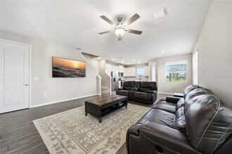 11405 Cay Spruce Wy in San Antonio, FL - Building Photo - Building Photo