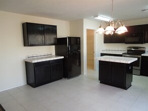 16020 W Morning Glory St in Goodyear, AZ - Building Photo - Building Photo