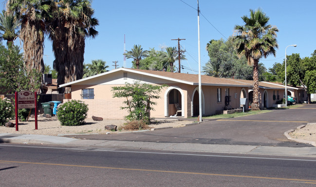 Pueblo de Rosa in Phoenix, AZ - Building Photo - Building Photo