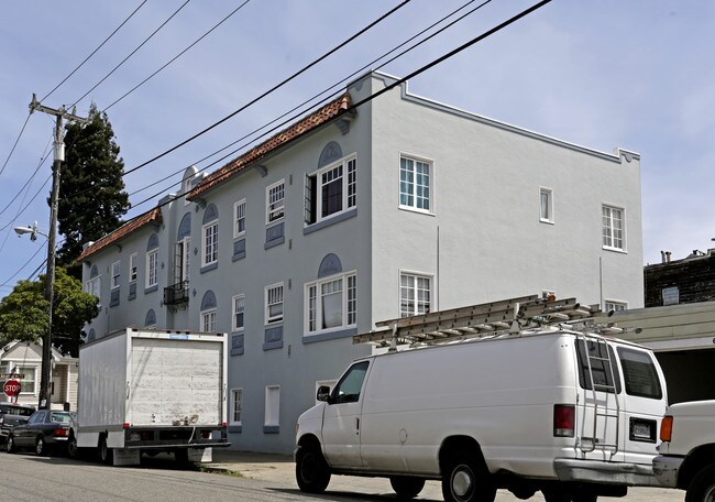 1900-1908 Alcatraz Ave in Berkeley, CA - Foto de edificio - Building Photo