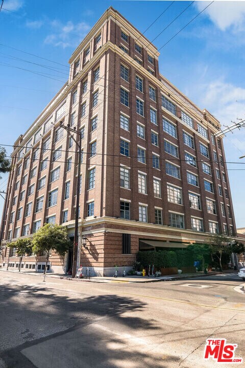 1850 Industrial St in Los Angeles, CA - Building Photo