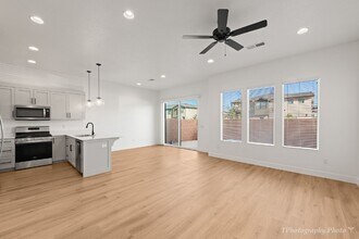 2701 Rain Tree St in Saint George, UT - Building Photo - Building Photo