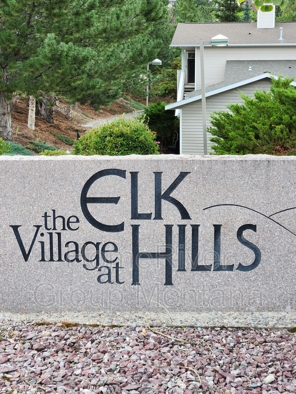 property at 5110 Village View Way