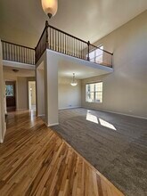1136 Larkspur Ct in Pingree Grove, IL - Building Photo - Building Photo
