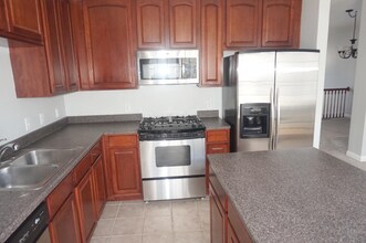 12752 Apsley Ln in Carmel, IN - Building Photo - Building Photo