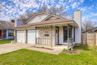 1826 Rainy Meadows Dr in Austin, TX - Building Photo - Building Photo