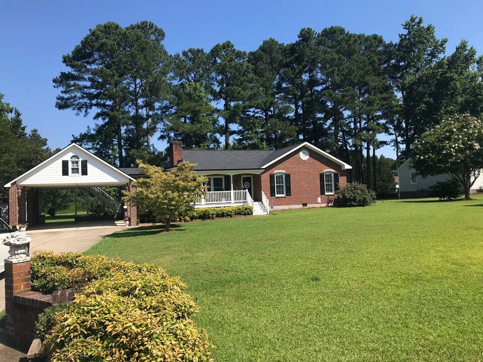 165 Devin Dr in Garner, NC - Building Photo