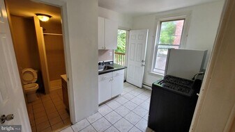 410 N 6th St in Reading, PA - Building Photo