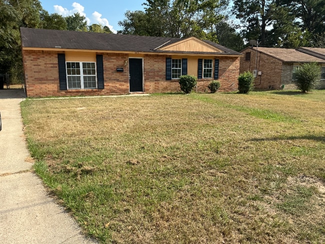 property at 3656 Surrey Ln