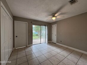 2538 Johnson Dr in Lynn Haven, FL - Building Photo - Building Photo