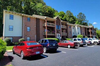 Heritage Square in Greensburg, PA - Foto de edificio - Building Photo