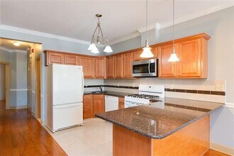 21 St Pauls Ave in Jersey City, NJ - Building Photo - Building Photo