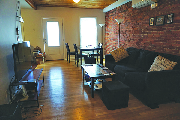 162 Broadway, Unit 164-2 in Somerville, MA - Foto de edificio - Building Photo