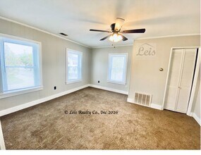 43 N Steffin St in Versailles, OH - Building Photo - Building Photo