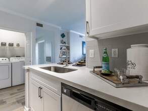 Avana Eastlake in Thornton, CO - Foto de edificio - Building Photo