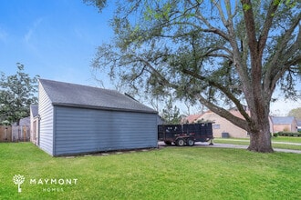 15907 Red Willow Dr in Houston, TX - Building Photo - Building Photo