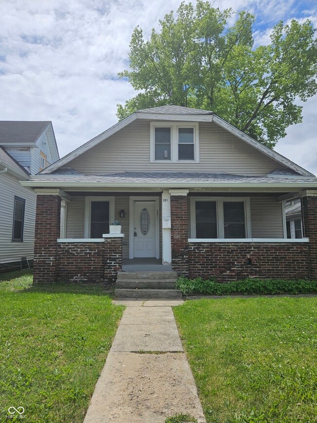 property at 351 Congress Ave