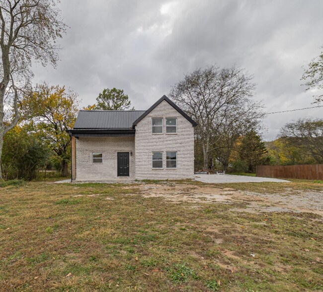 830 Market St in Prospect, TN - Building Photo - Building Photo