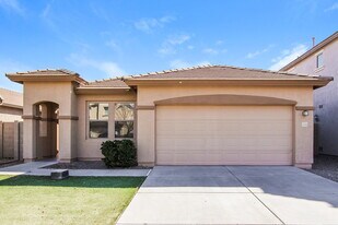 21899 S 215th St, Unit 0110 in Queen Creek, AZ - Building Photo