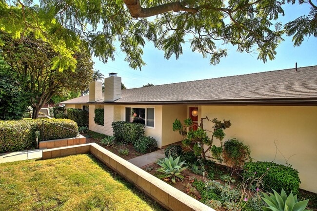 863 Cieneguitas Rd in Santa Barbara, CA - Building Photo - Building Photo