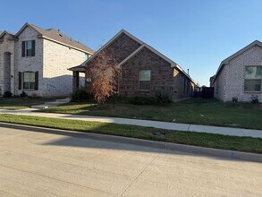 2368 Pyrite Dr in Krugerville, TX - Building Photo - Building Photo