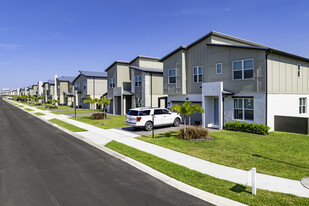 Harbor Island Beach Club Apartments