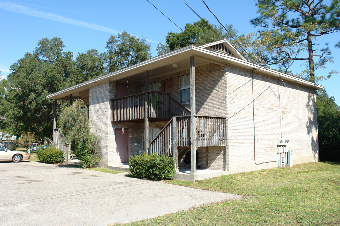 915 Canopy Ln in Fort Walton Beach, FL - Building Photo