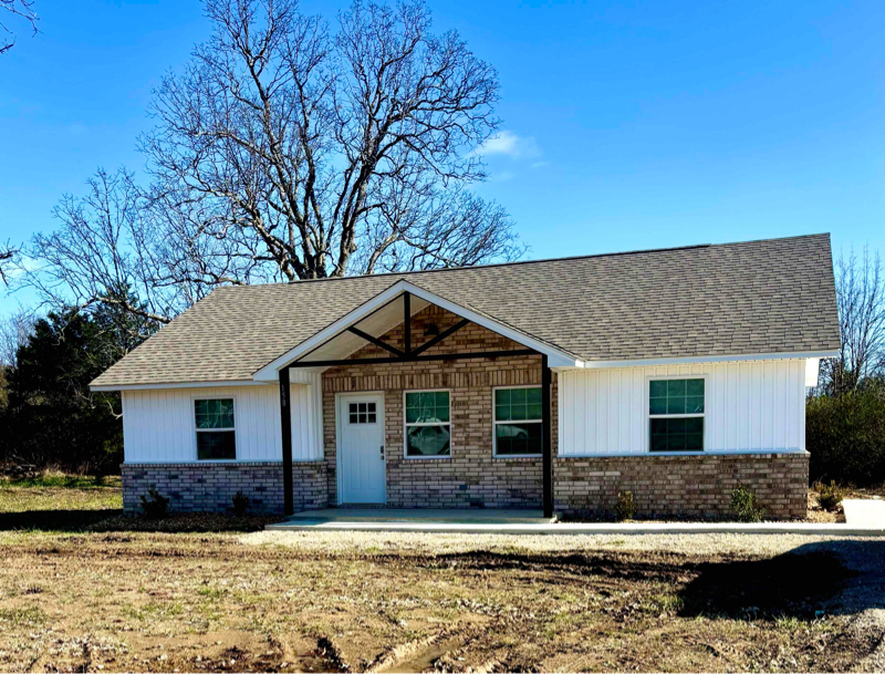 158 Rustic Ln in Ash Flat, AR - Building Photo