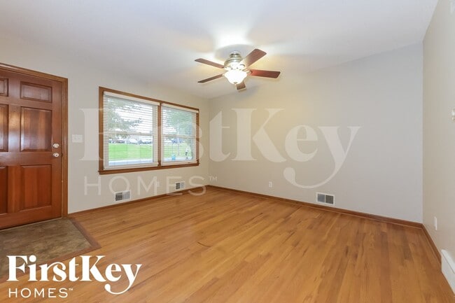 6800 N Walrond Ave in Kansas City, MO - Building Photo - Building Photo