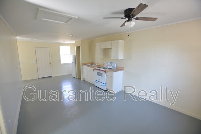 2726 Shamrock Dr in Haines City, FL - Building Photo - Building Photo