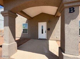 14981 Vechot Dr in El Paso, TX - Building Photo