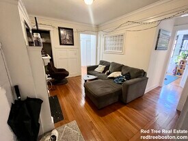 452 Park Dr in Boston, MA - Building Photo