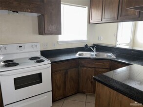 315 W Albatross Ave-Unit -C in Pharr, TX - Building Photo - Building Photo