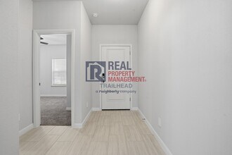 1956 Preakness Dr in Granbury, TX - Building Photo - Building Photo